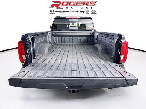 Used 2022 GMC Sierra 3500 Denali w/ Denali Ultimate Package image 21