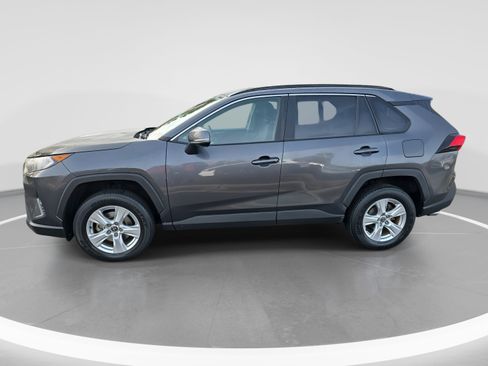 Used 2021 Toyota RAV4 XLE image 8