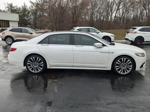 Used 2019 Lincoln Continental Reserve image 6