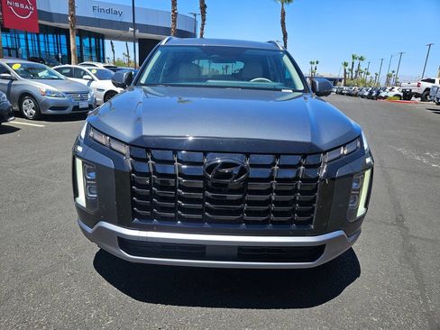 Used 2024 Hyundai Palisade Limited FWD image 2