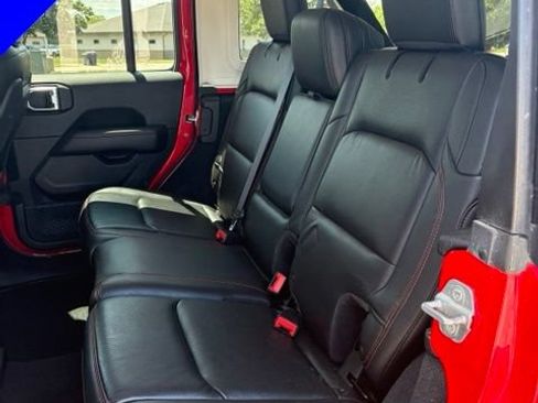 Used 2018 Jeep Wrangler Unlimited Rubicon AWD/4WD image 29