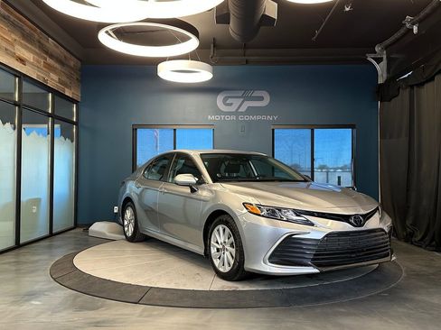 Used 2023 Toyota Camry LE FWD image 1