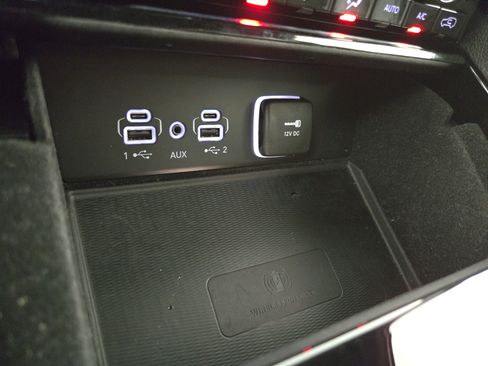 Used 2022 Jeep Grand Cherokee Altitude image 26