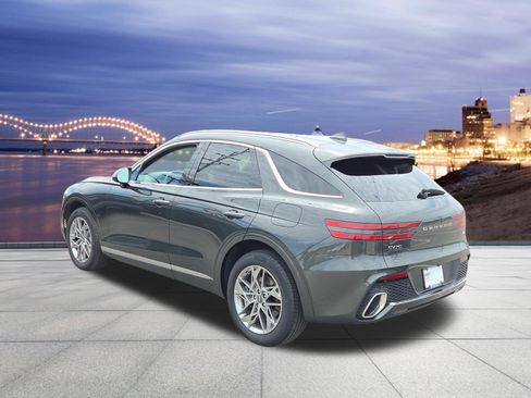 Used 2025 Genesis GV70 2.5T AWD/4WD image 3