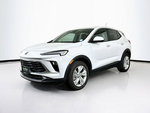 Used 2025 Buick Encore GX Preferred FWD image 3