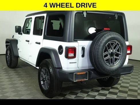 Certified 2025 Jeep Wrangler Unlimited Sport AWD/4WD image 4
