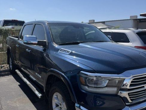 Used 2022 RAM 1500 Laramie AWD/4WD image 3