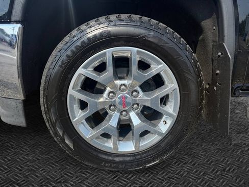 Used 2018 GMC Sierra 1500 SLT w/ SLT Premium Package AWD/4WD image 11