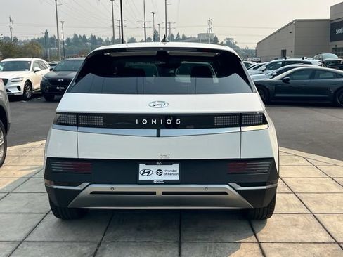 Certified 2024 Hyundai Ioniq 5 SEL RWD image 10