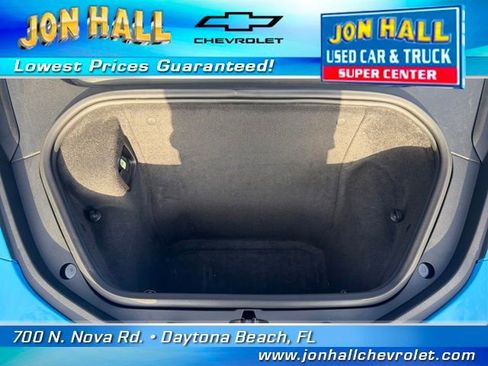 Used 2025 Chevrolet Corvette Stingray Coupe w/ 1LT image 21