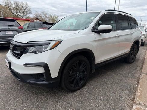 Used 2021 Honda Pilot Special Edition image 3