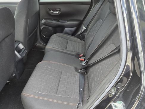 Used 2025 Honda HR-V Sport image 12