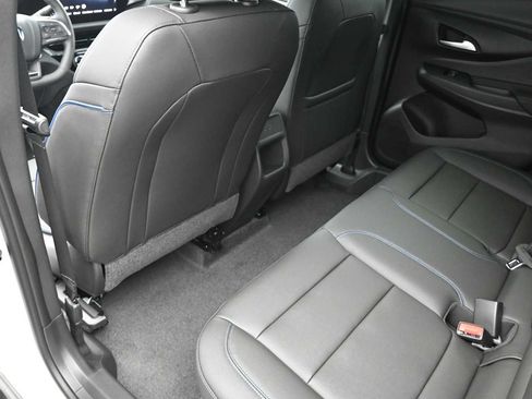 New 2026 Buick Envista Sport Touring w/ Convenience I Package FWD image 25