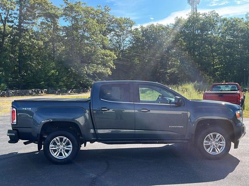 Used 2019 GMC Canyon SLE AWD/4WD image 8