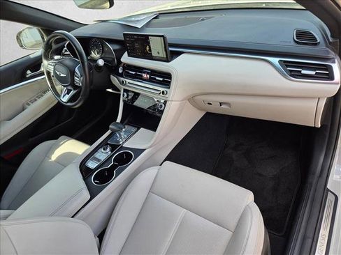 Used 2025 Genesis G70 2.5T image 20