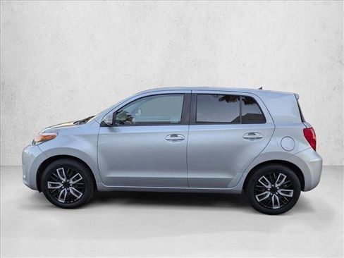 Used 2008 Scion xD image 9