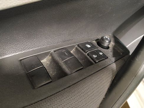 Used 2023 Toyota Corolla LE FWD image 27