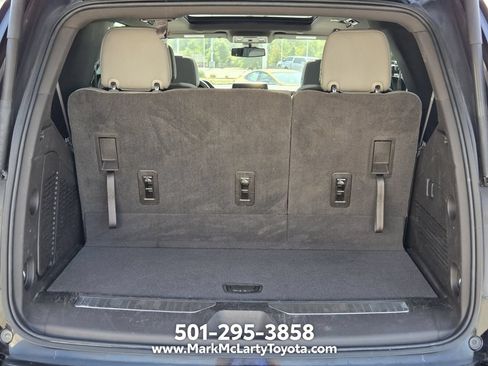 Used 2021 Chevrolet Tahoe Z71 AWD/4WD image 13