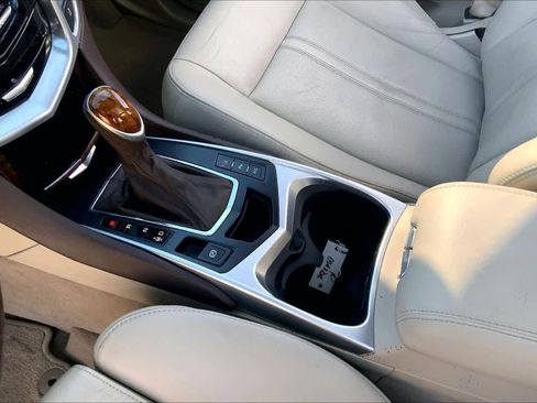 Used 2015 Cadillac SRX Luxury w/ Driver Awareness Package image 16