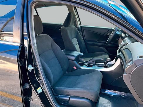 Used 2015 Honda Accord EX image 9