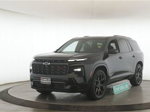 Used 2024 Chevrolet Traverse RS w/ LPO, Floor Liner Package image 10