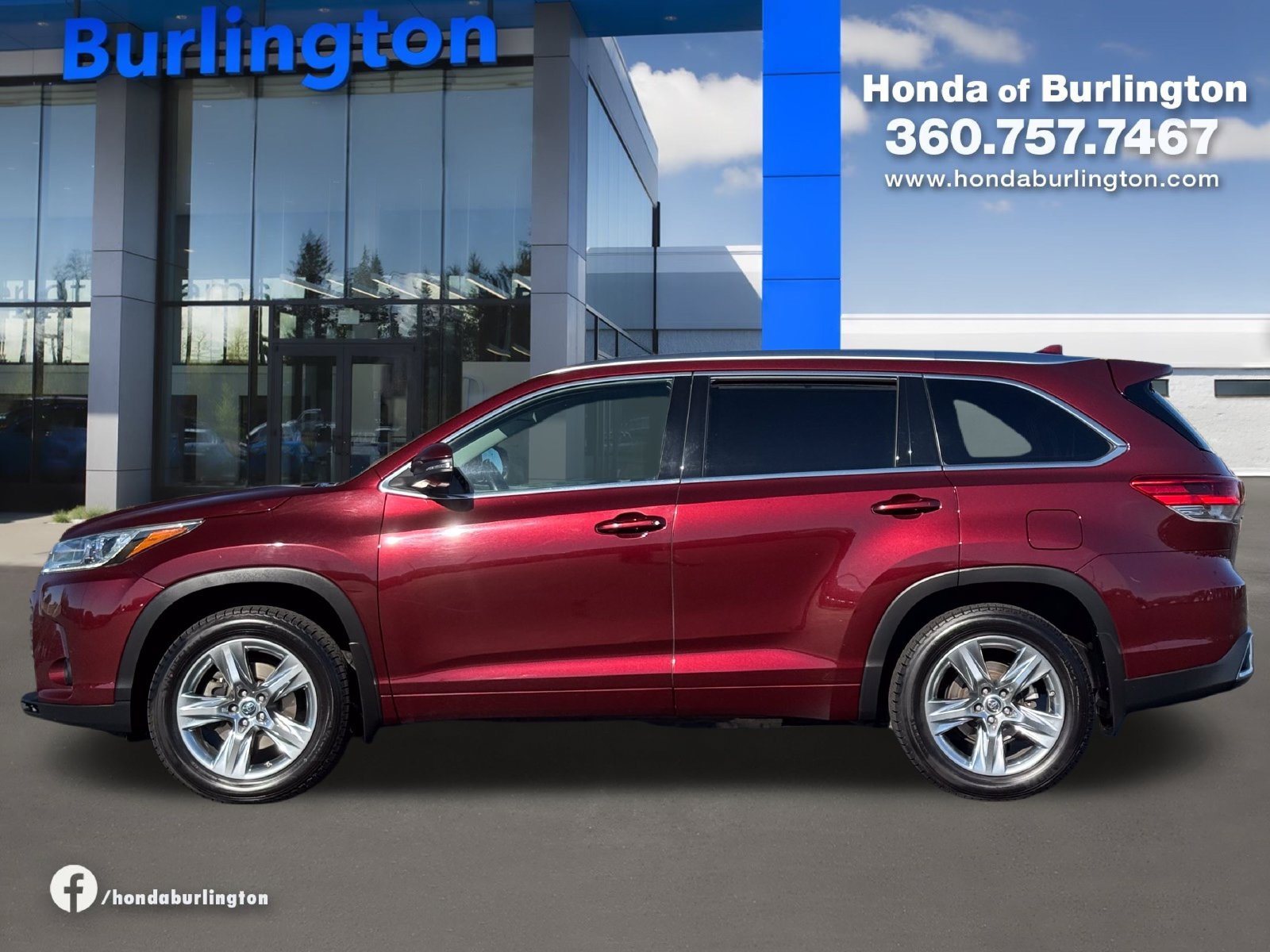 Used 2018 Toyota Highlander Limited AWD/4WD image 3