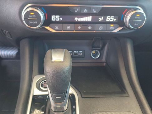 Used 2025 Nissan Sentra SV w/ All-Weather Package FWD image 20