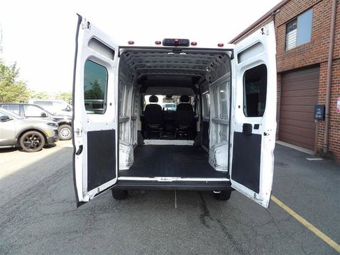 Used 2021 RAM ProMaster 2500 image 12