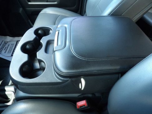 Used 2020 RAM 3500 Tradesman w/ Chrome Appearance Group image 27