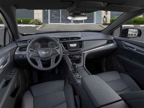 New 2026 Cadillac XT5 Luxury image 16