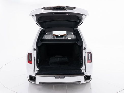 New 2026 Rolls-Royce Cullinan Black Badge AWD/4WD image 57