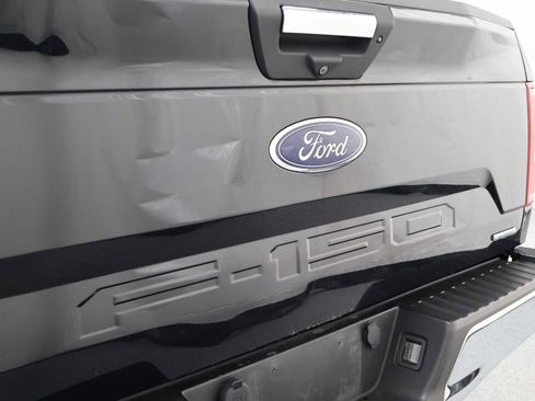 Used 2019 Ford F150 XLT w/ Equipment Group 302A Luxury AWD/4WD image 8