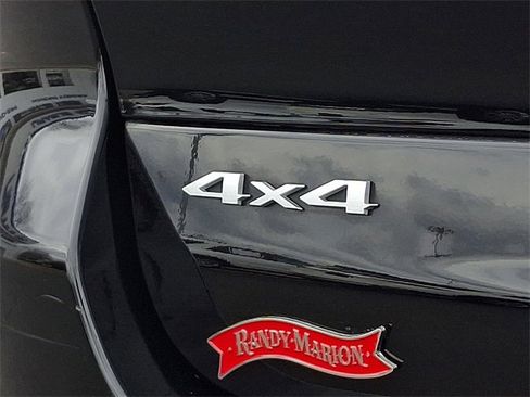 Used 2024 Jeep Grand Cherokee L Limited w/ Luxury Tech Group II image 34