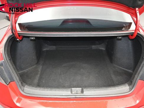 Used 2022 Honda Civic EX image 10