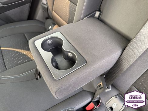 Used 2025 Chevrolet Equinox EV LT FWD image 13