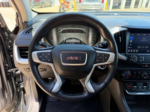 Used 2021 GMC Terrain SLT FWD image 13