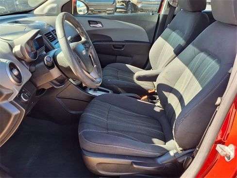 Used 2015 Chevrolet Sonic LT image 6