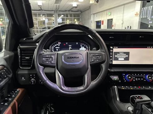 Used 2025 GMC Sierra 1500 Denali Ultimate AWD/4WD image 36