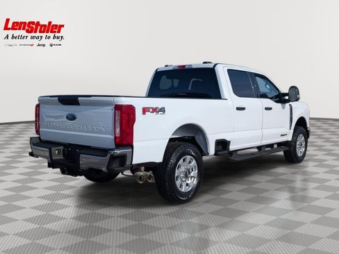 Used 2024 Ford F250 XLT w/ FX4 Off-Road Package image 5