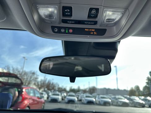 Used 2024 Chevrolet Malibu LT image 27