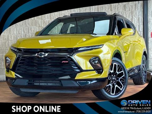 Used 2023 Chevrolet Blazer RS w/ Driver Confidence II Package FWD image 1