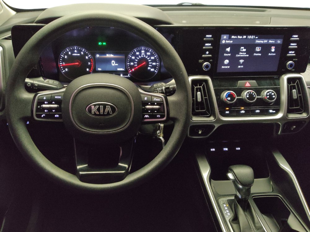Used 2021 Kia Sorento LX FWD image 22