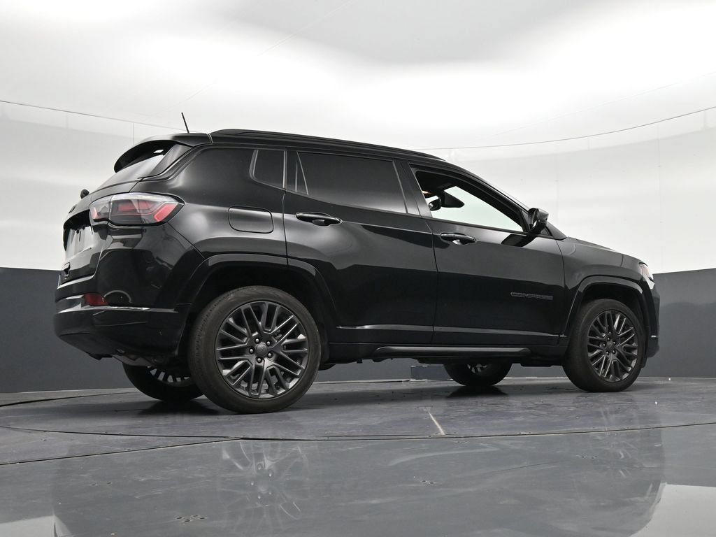 Used 2024 Jeep Compass Limited w/ High Altitude Package AWD/4WD image 33