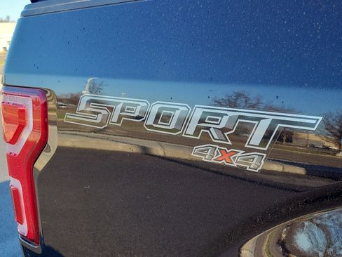 Used 2018 Ford F150 XLT w/ Equipment Group 302A Luxury image 8