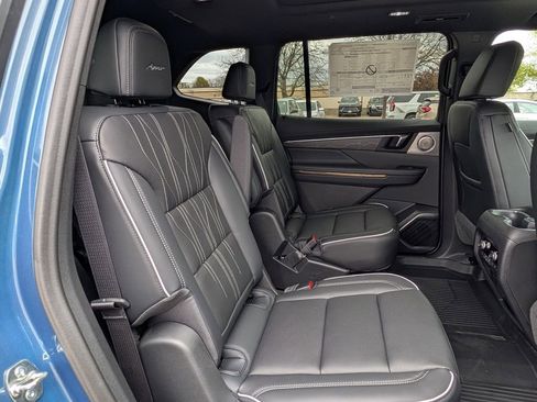 New 2026 Buick Enclave Avenir w/ Super Cruise Package AWD/4WD image 29