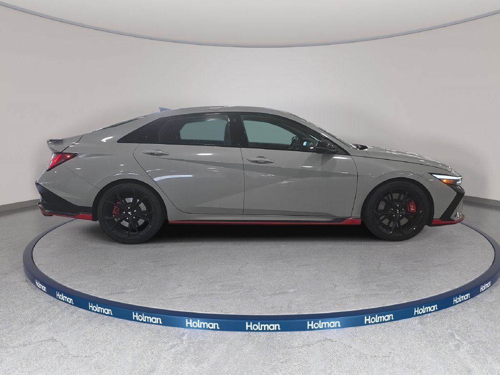 Used 2025 Hyundai Elantra N w/ Cargo Package FWD image 5