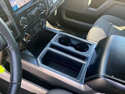 Used 2017 Ford F150 XLT w/ Equipment Group 302A Luxury AWD/4WD image 19