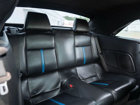 Used 2012 Ford Mustang GT Premium image 19