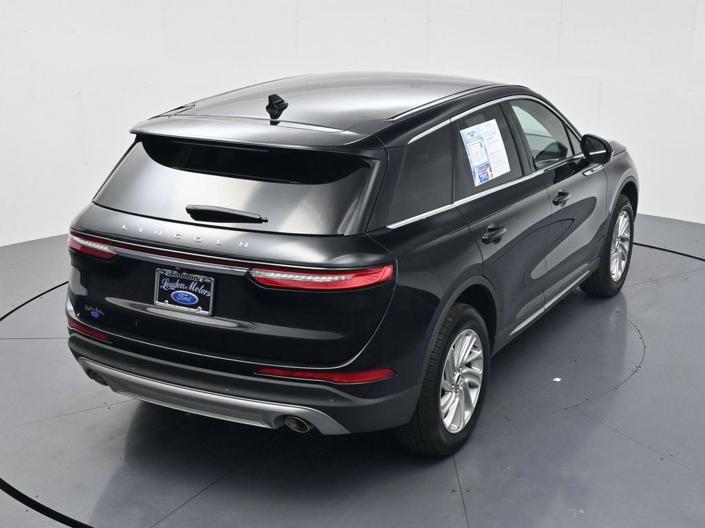 Used 2025 Lincoln Corsair AWD image 40