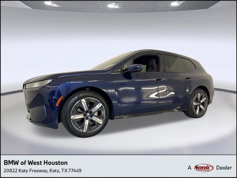 Used 2026 BMW iX xDrive45 AWD/4WD image 1